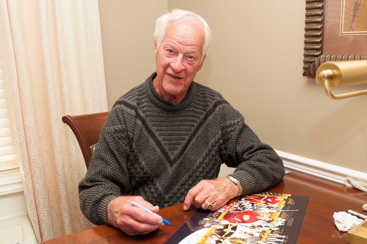 Gordie Howe private signing in Cambridge, Ontario, September 2013
