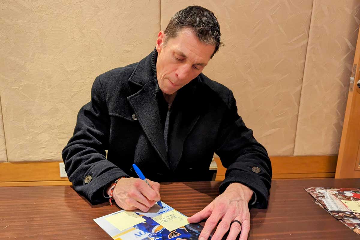 Rod Brind'Amour private signing at the Ritz-Carlton Toronto, Ontario, December 2023