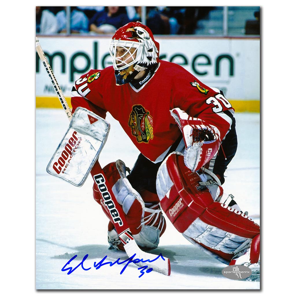 Ed Belfour autographed Chicago Blackhawks 8x10 photo in a butterfly-save position