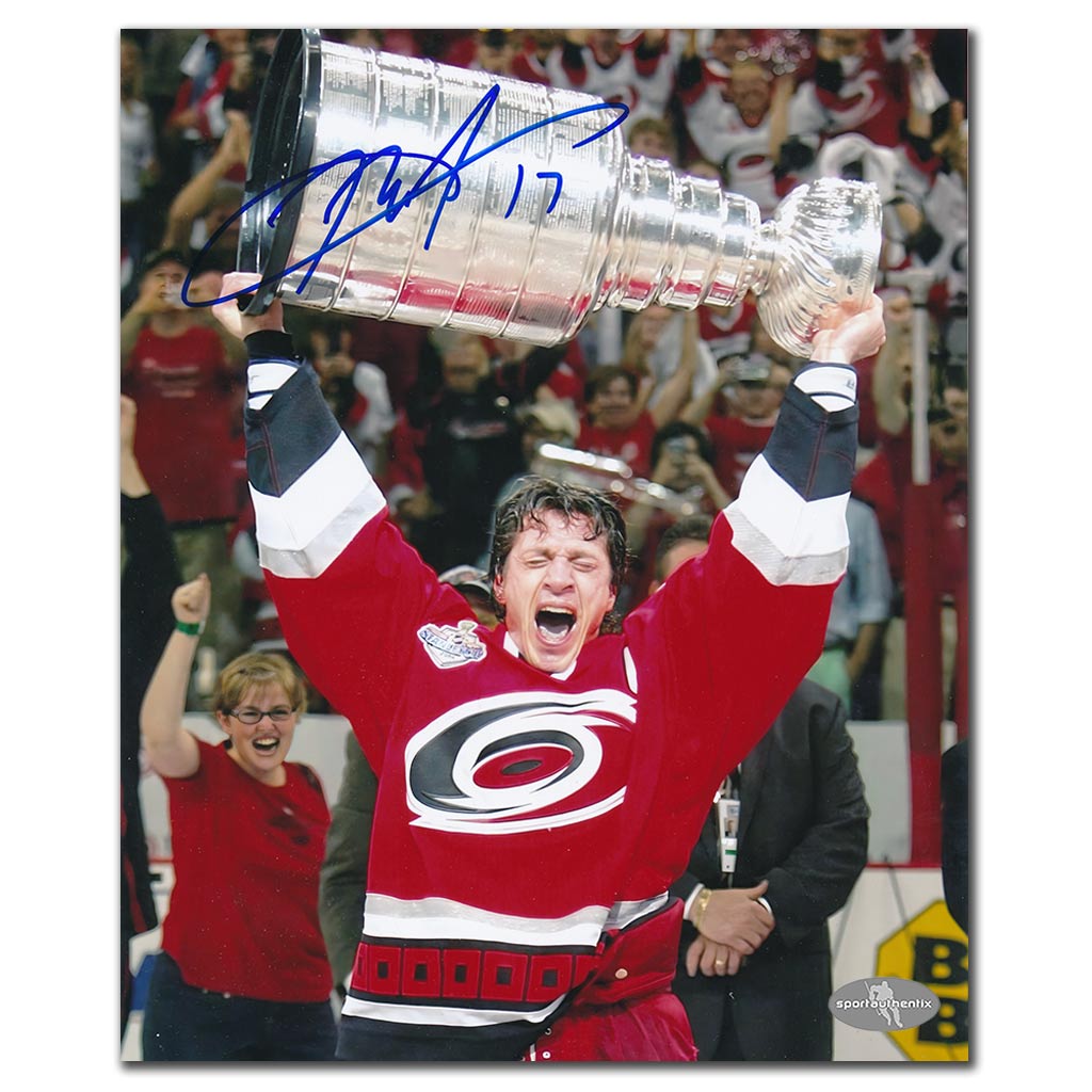 Rod Brind'Amour autographed Carolina Hurricanes 8x10 photo celebrating the 2006 Stanley Cup