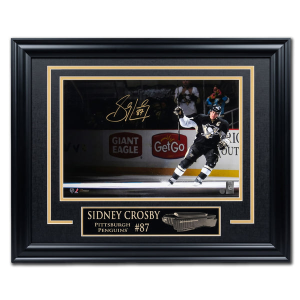 Sidney Crosby Autographed Pittsburgh Penguins Framed 16x20 Photo - Frameworth