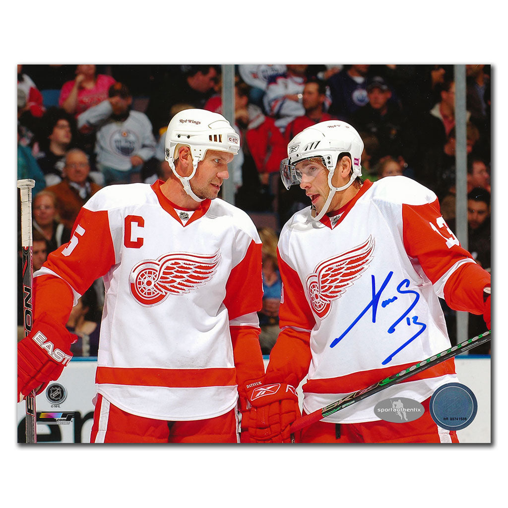 Pavel Datsyuk Detroit Red Wings LIDSTROM Autographed 8x10