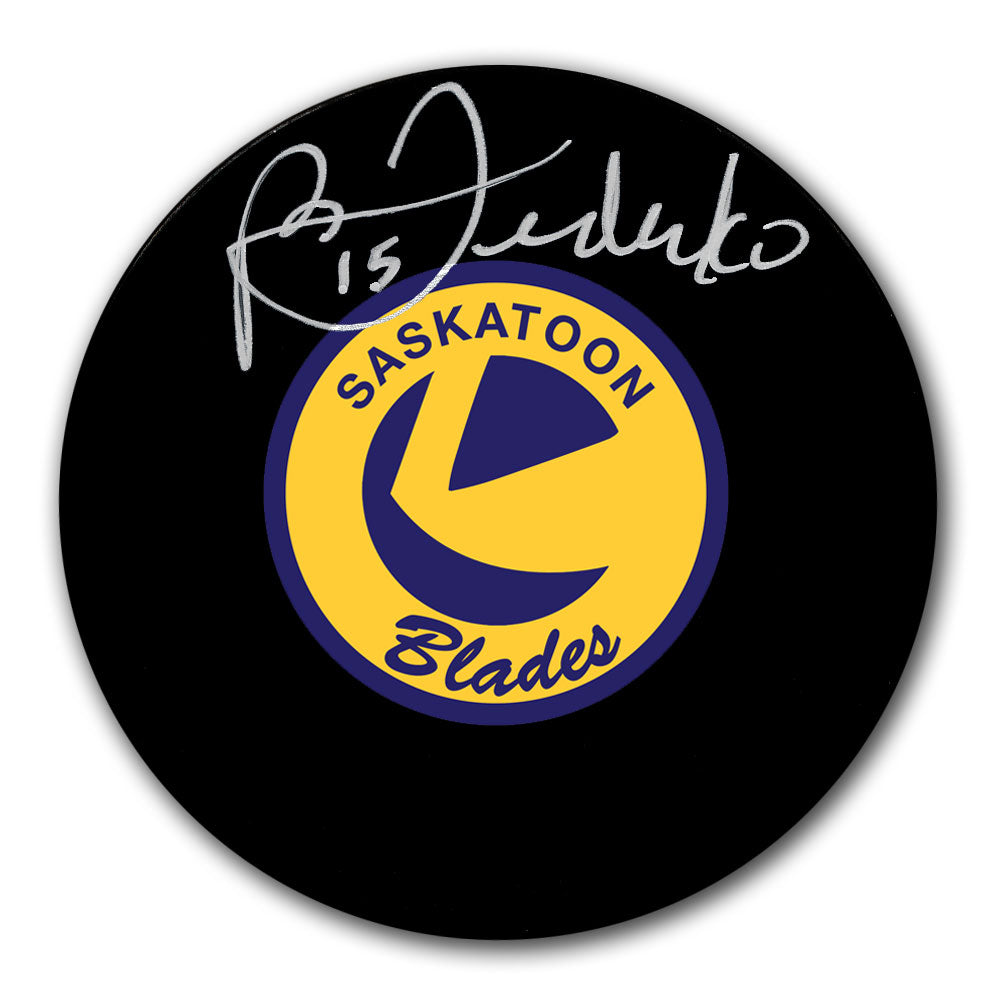 Rondelle autographiée des Blades de Saskatoon de Bernie Federko
