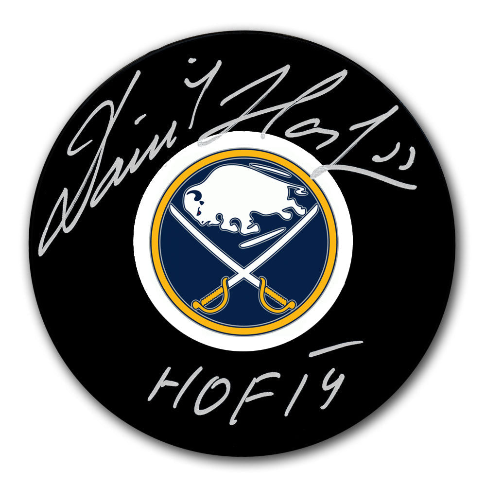 Dominik Hasek Buffalo Sabres HOF Autographed Puck