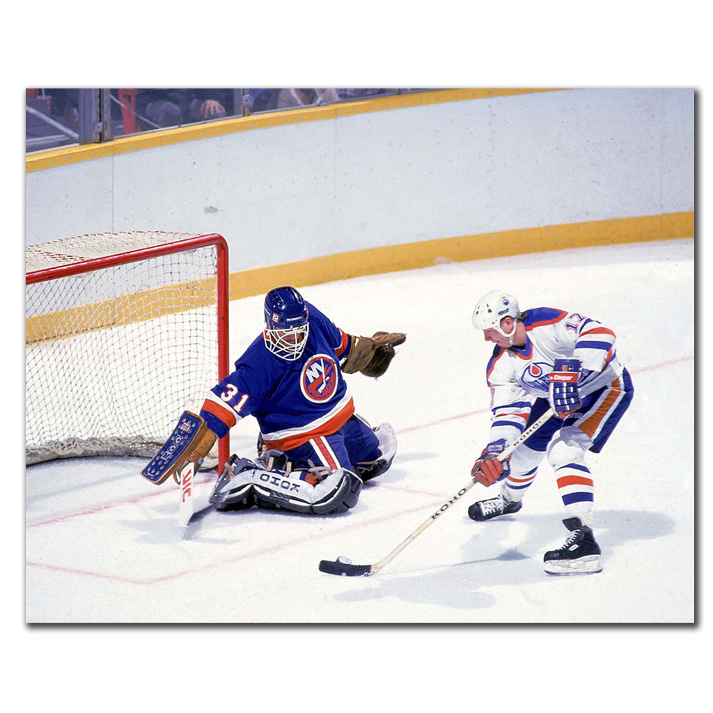 Jari Kurri Pre-Order Edmonton Oilers Autographed 8x10 (9) - Sport Authentix Inc