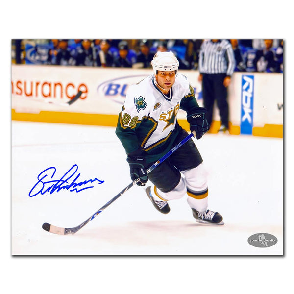 Eric Lindros autographed Dallas Stars 8x10 photo in white jersey during game action
