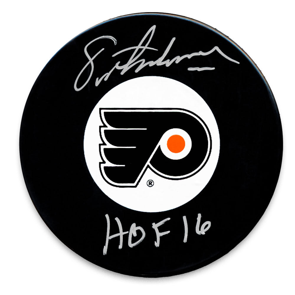 Eric Lindros Philadelphia Flyers HOF Autographed Puck
