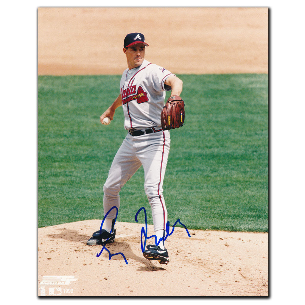 Greg Maddux Atlanta Braves Autographed 8x10 Photo