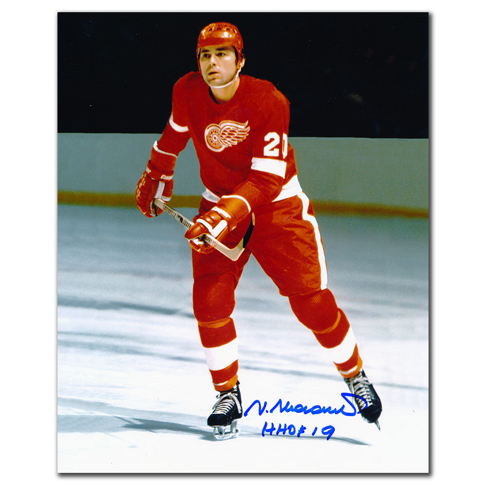 Vaclav Nedomansky Detroit Red Wings HOF Autographed 8x10