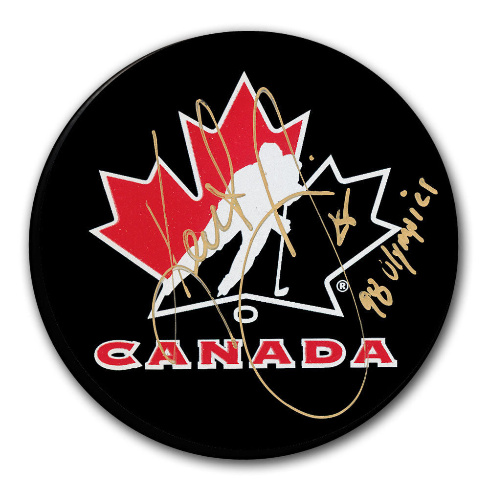 Rondelle autographiée d'Équipe Canada aux Jeux olympiques de 1998 de Keith Primeau