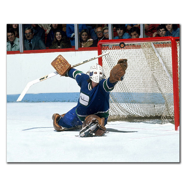 Gary Smith Pre-Order Vancouver Canucks Autographed 8x10 (1)