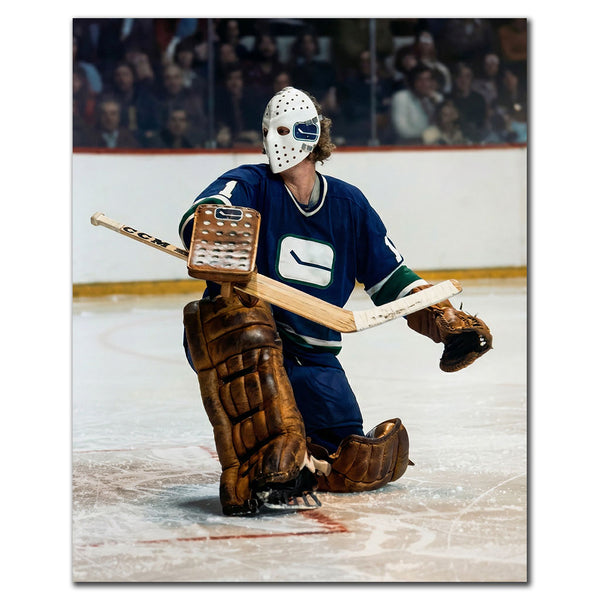 Gary Smith Pre-Order Vancouver Canucks Autographed 8x10 (3)