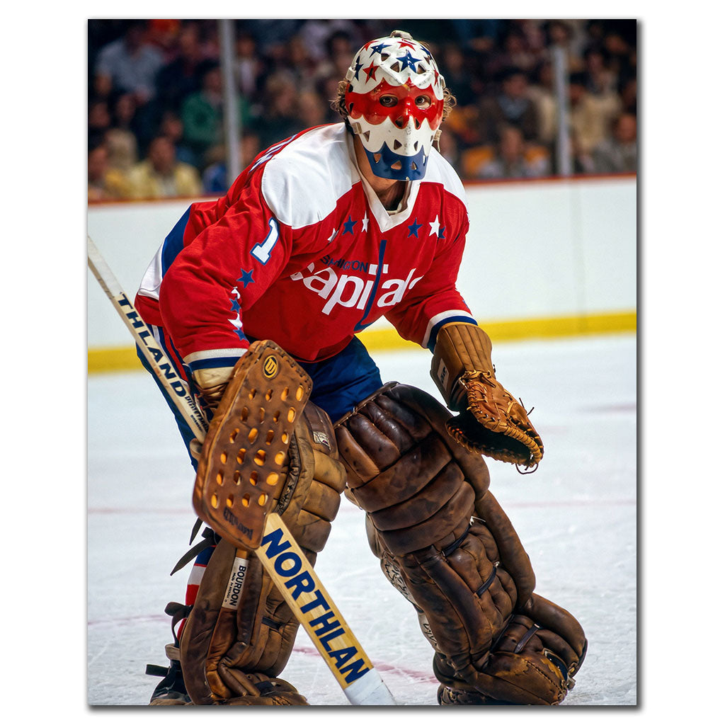 Gary Smith Pre-Order Washington Capitals Autographed 8x10 photo: signed action shot of goalie in red, vintage pads, on the ice.