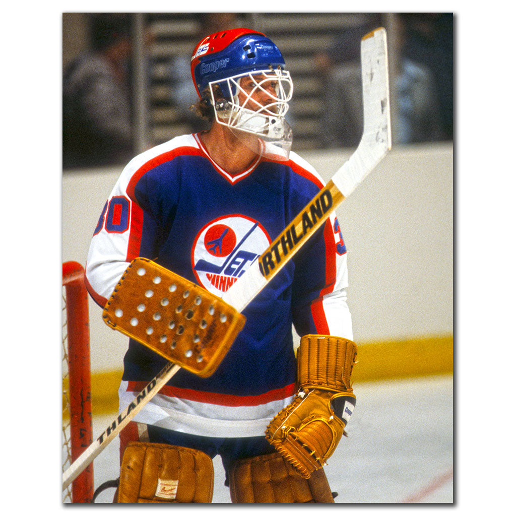 Gary Smith Pre-Order 8x10 photo: glossy print of Winnipeg Jets goalie on ice, perfect for framing or autographing by collectors.