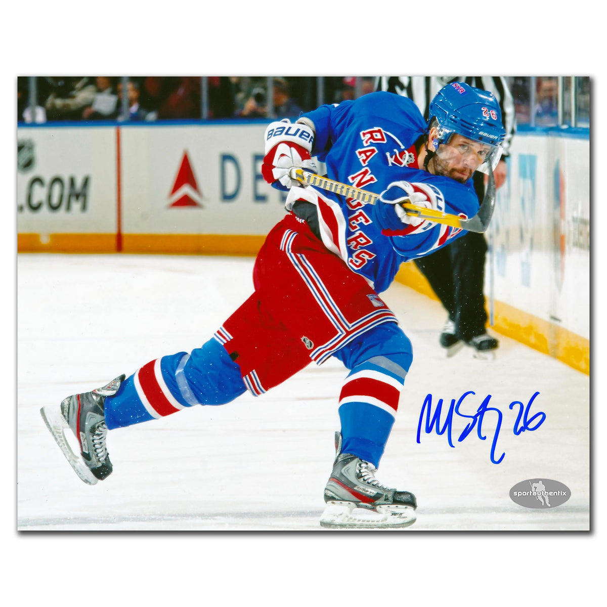 Martin St. Louis New York Rangers Slap Shot Autographed 8x10 - Sport Authentix Inc