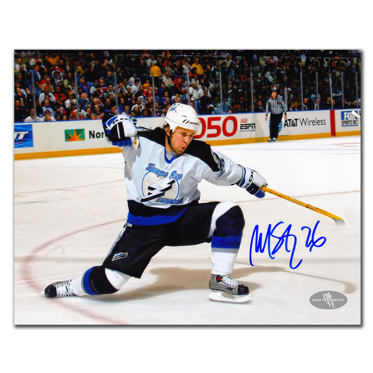 Martin St. Louis Tampa Bay Lightning Goal Celebration Autographed 8x10 - Sport Authentix Inc