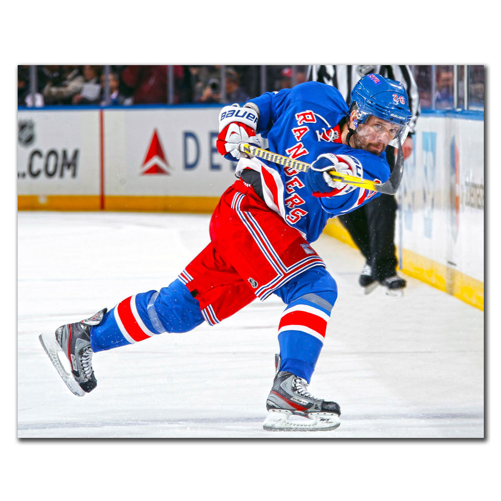 Martin St. Louis Pre-Order New York Rangers Autographed 8x10 (1) - Sport Authentix Inc