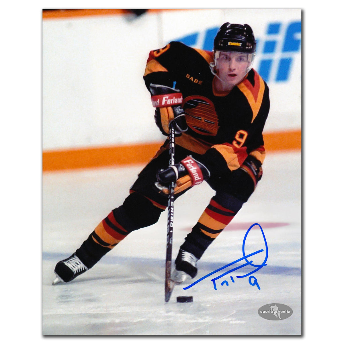 Tony Tanti Vancouver Canucks Autographed 8x10 - Sport Authentix Inc