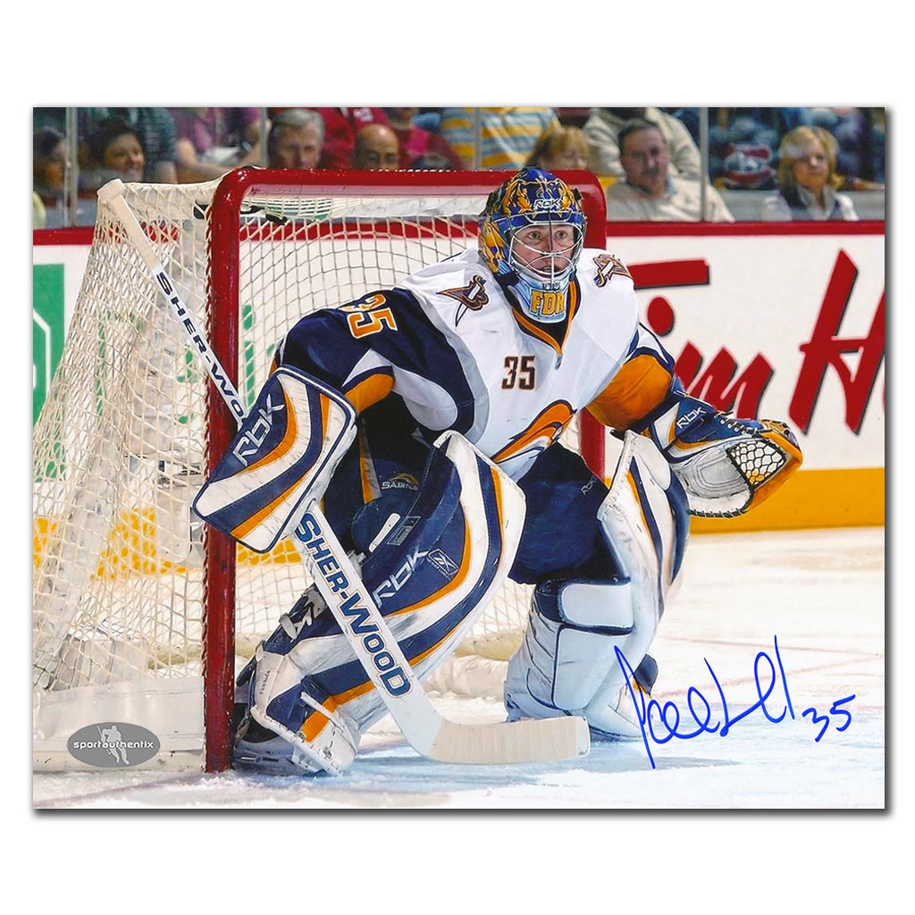 Jocelyn Thibault autographed Buffalo Sabres 8x10 photo white jersey game action