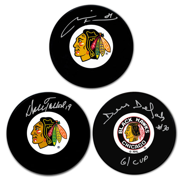 Marian Hossa, Dale Tallon & Denis DeJordy autographed Blackhawks hockey puck bundle