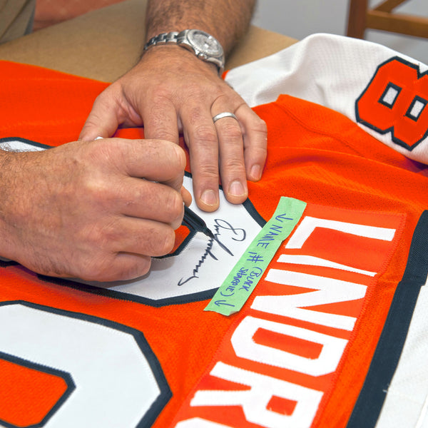 Mail Order Signing Mail-In Autograph Service | Mail Order Autograph Signings – SportAuthentix